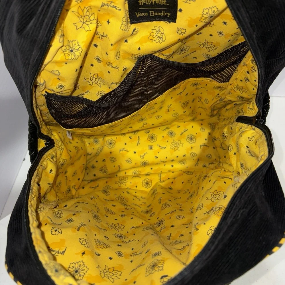 RARE Vera Bradley Harry Potter Hufflepuff Campus Backpack Black Yellow Quilted